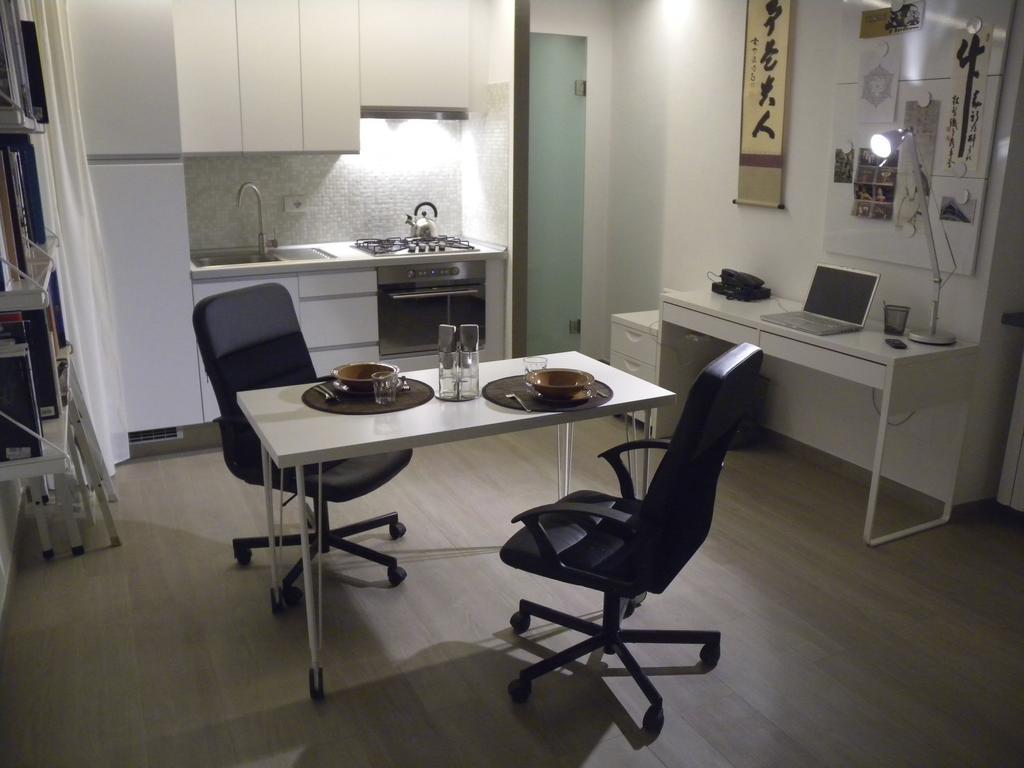 Design - Center - Duomo Apartment Mailand